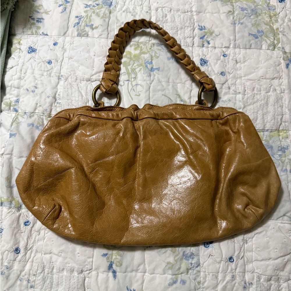 HOBO clutch